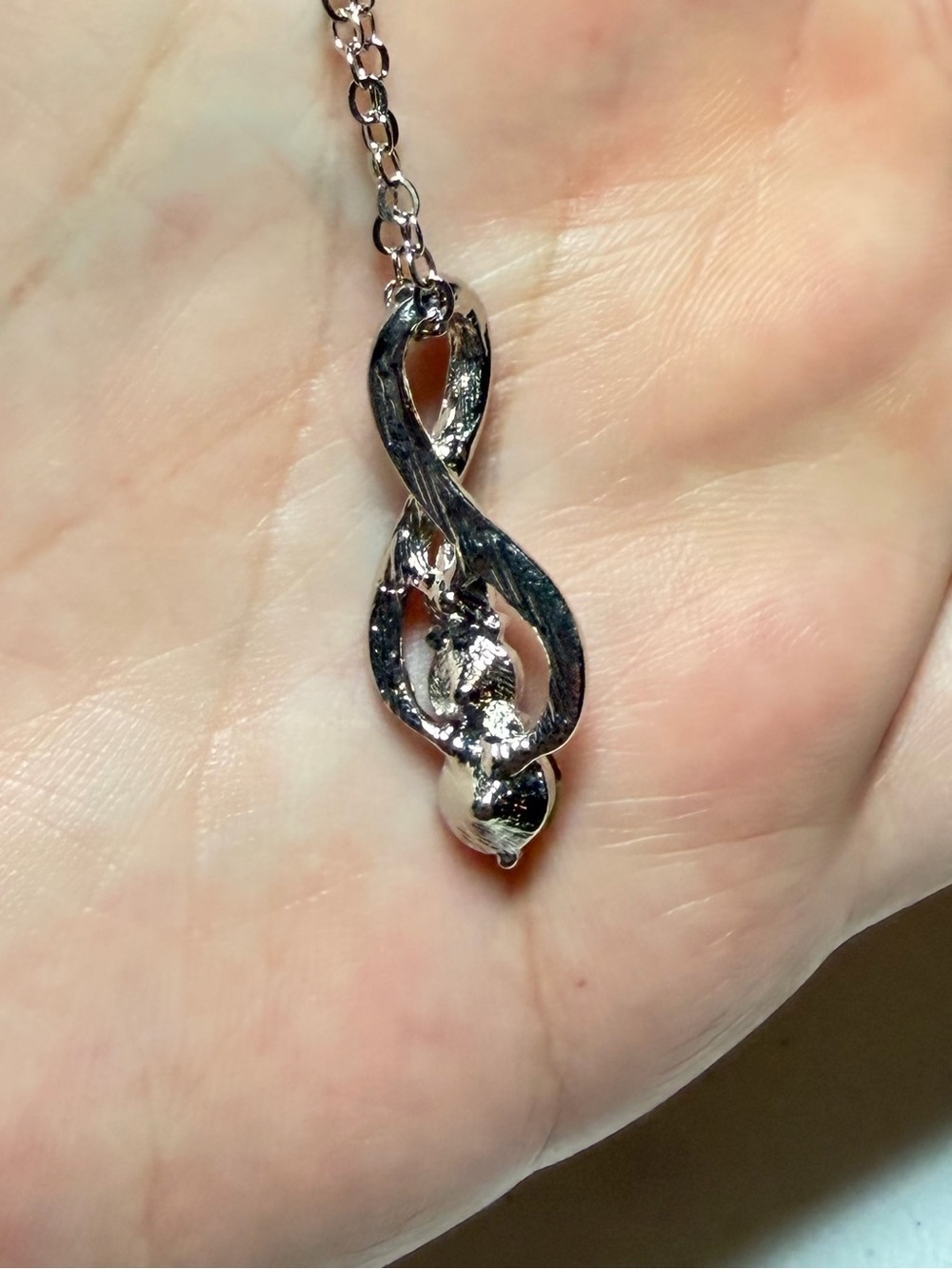 S925 Sterling Silver Infinity Twist Clear Stone Necklace (N48) - Picture 8 of 10
